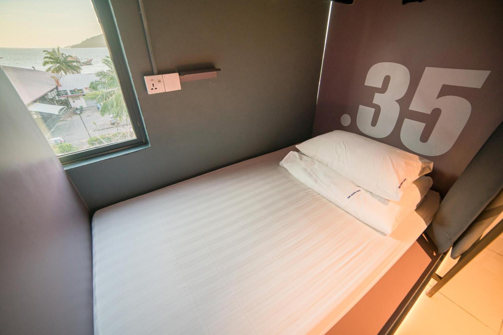 Homy Seafront Hostel Kota Kinabalu Exterior photo